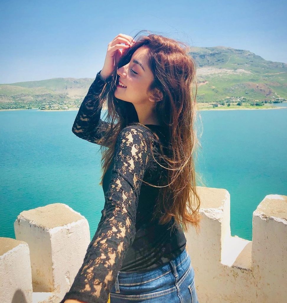 Alizeh Shah Latest Beautiful Pictures From Her Instagram Showbiz Pakistan.