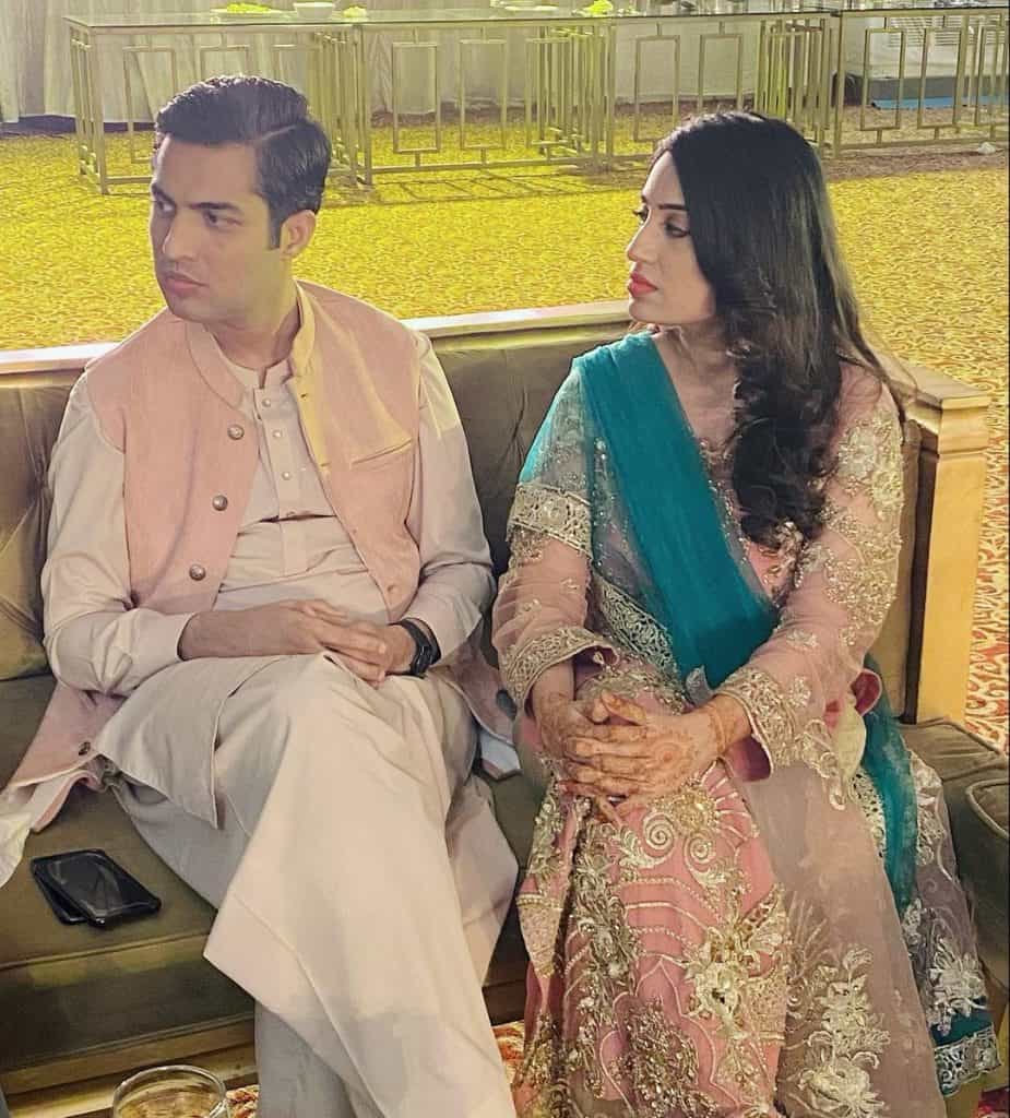 Beautiful Pictures of Iqrar Ul Hassan And Farah Yousaf Attending A Family Wedding