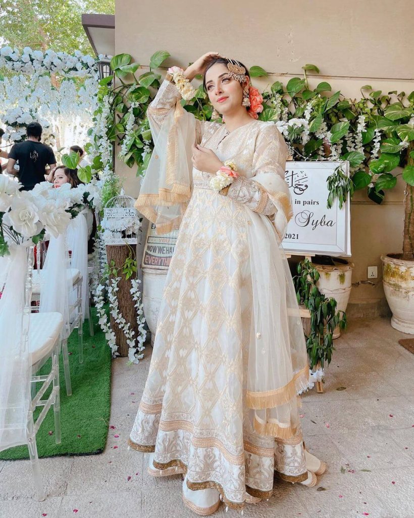 Beautiful Clicks of Sanam Chaudhry At Her Cousin’s Wedding With Family