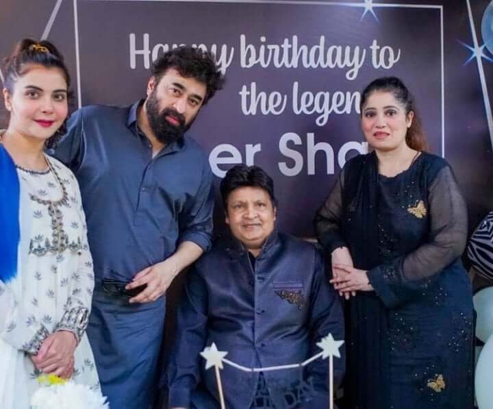 Nida Yasir Hosted Surprise Birthday Party at Her Restaurant For Umer Sharif