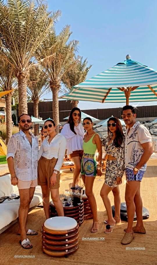 Alyzeh Gabol Enjoying Holidays At Beach With Friends