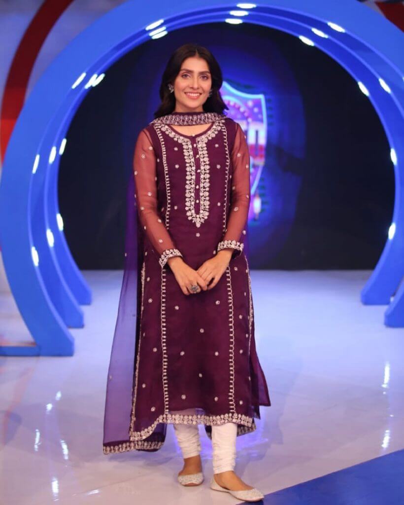 Beautiful Pictures of Ayeza Khan Wearing Shalwar Kameez in Jeeto Pakistan