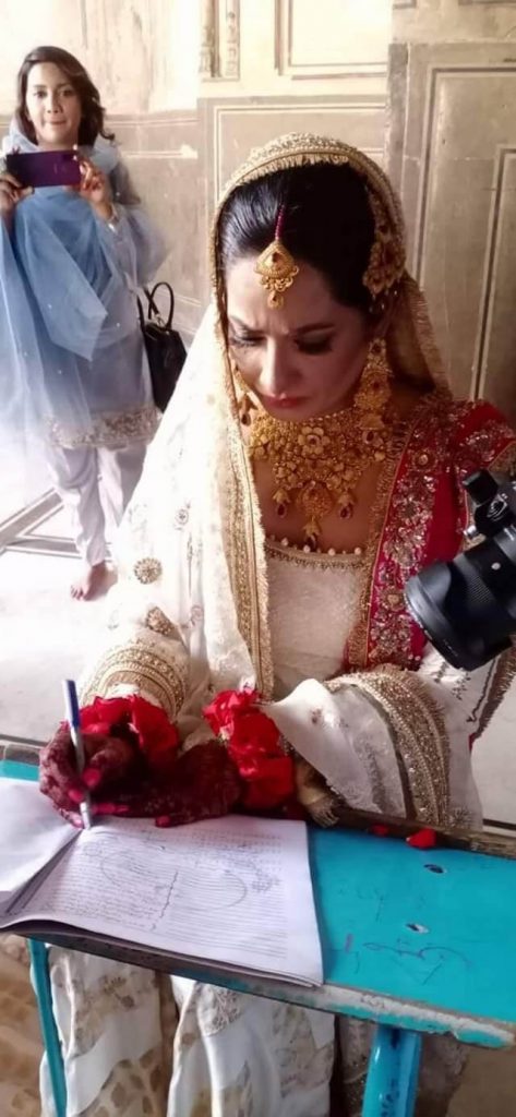 Jia Ali Wedding Pictures With Her Husband