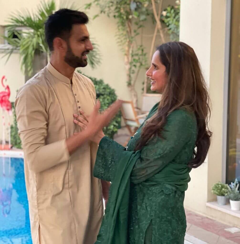 Shoaib Malik Celebrates Eid With Wife Sania Mirza in Dubai