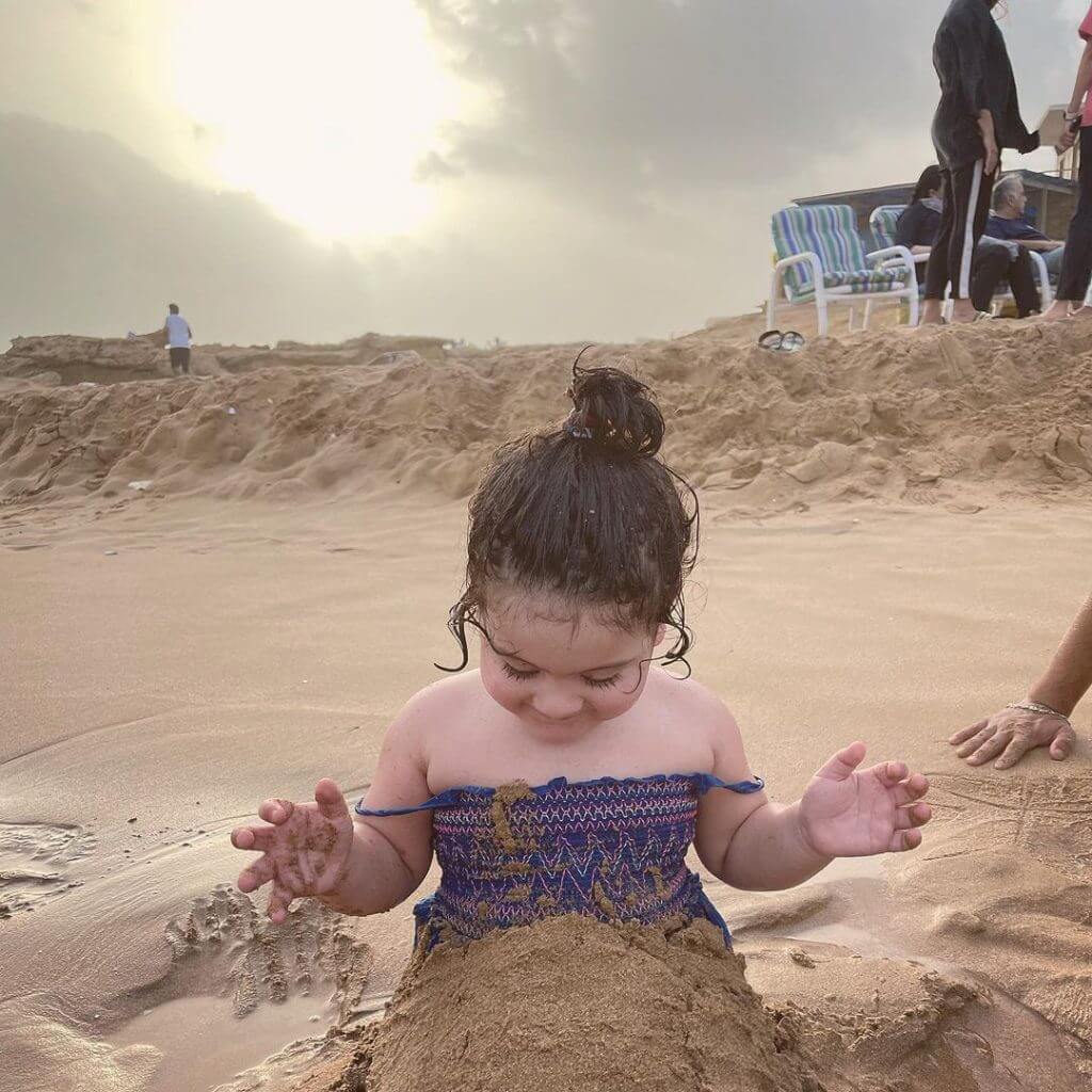 Amal Muneeb’s Beach Party – Pictures Goes Viral!