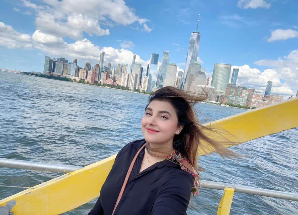 Javeria Saud is vacationing in USA with husband Saud Qasmi and her daughter. See pics