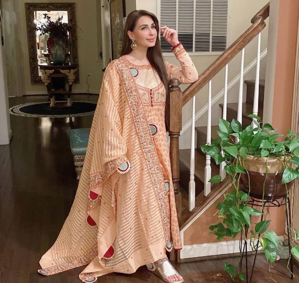 Beautiful Pictures of Reema Khan Decorates Her New House - Showbiz Pakistan