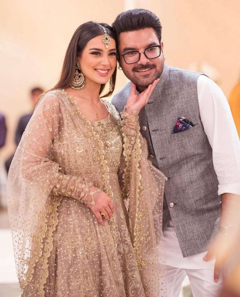 Beautiful Clicks of Iqra Aziz With Her Husband Yasir Hussain At Minal Wedding