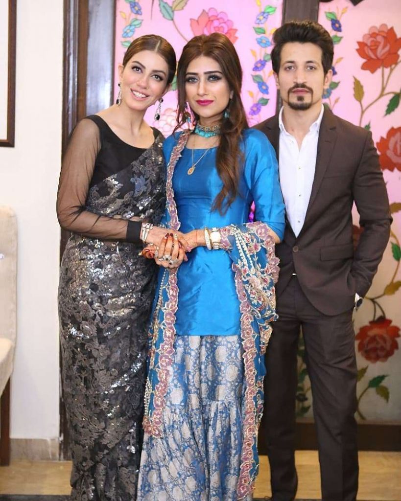 Saba Faisal With Her Family At Recent Family Wedding