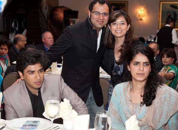 Latest Pictures of Shehzad Roy With His Wife