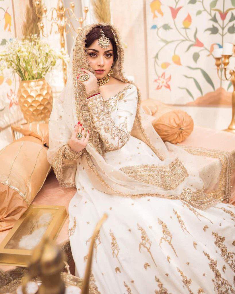 Alizeh Shah And Muneeb Butt Pair Up For A Bridal Shoot