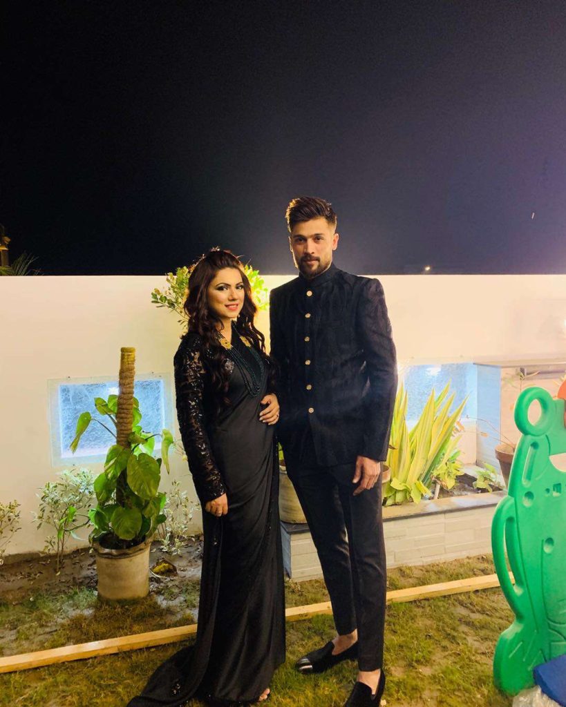 Mohammad Amir, Narjis Khatun attend friend’s wedding in Lahore