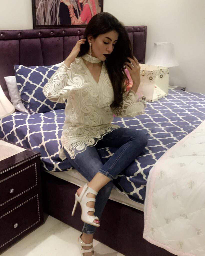 Saba Faisal and daughter look adorable in matching outfits