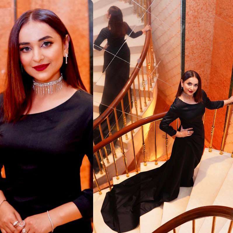 Yumna Zaidi Stuns At The Lux Style Awards 2021