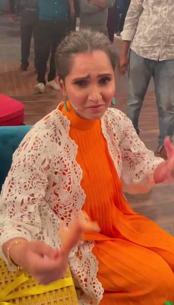 Sania Mirza gets Angry On Reporter For Asking Stupid Question: Amusing BTS From Ahsan Khan Show