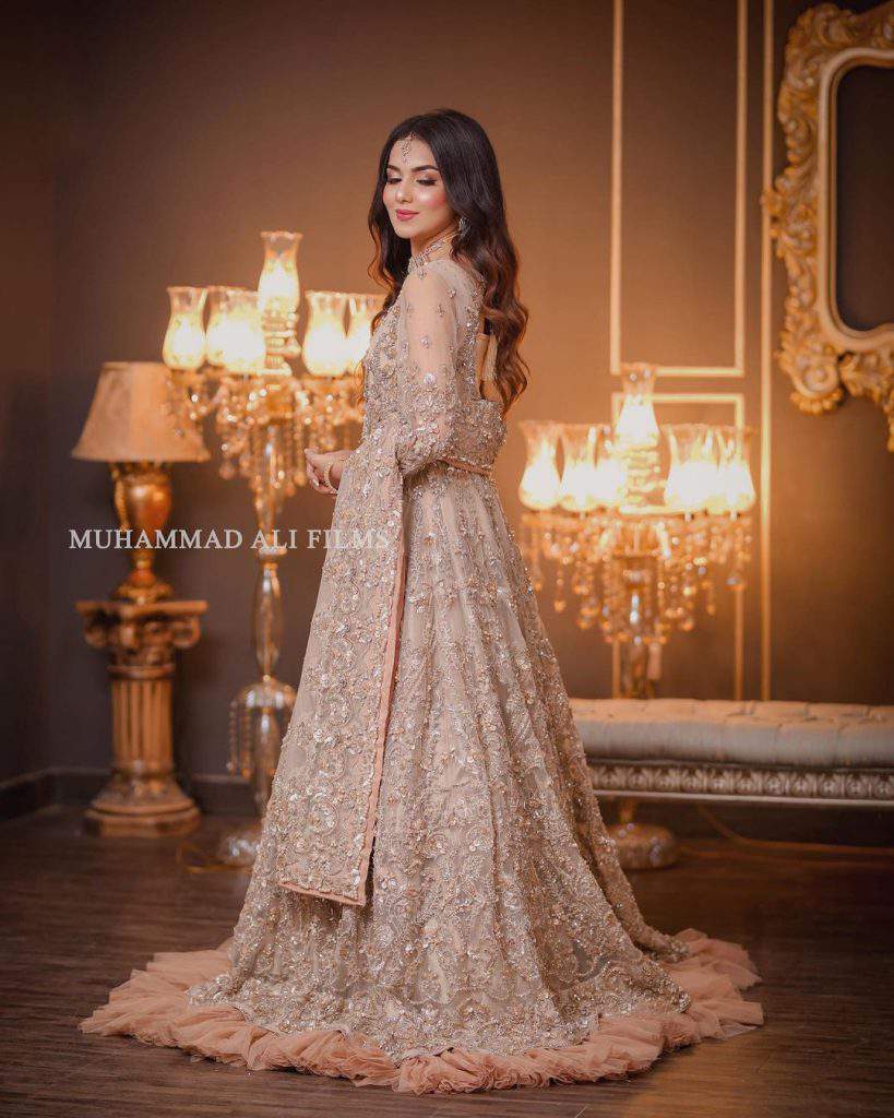 Syeda Tuba Aamir Looks Alluring In Her Latest Bridal Shoot