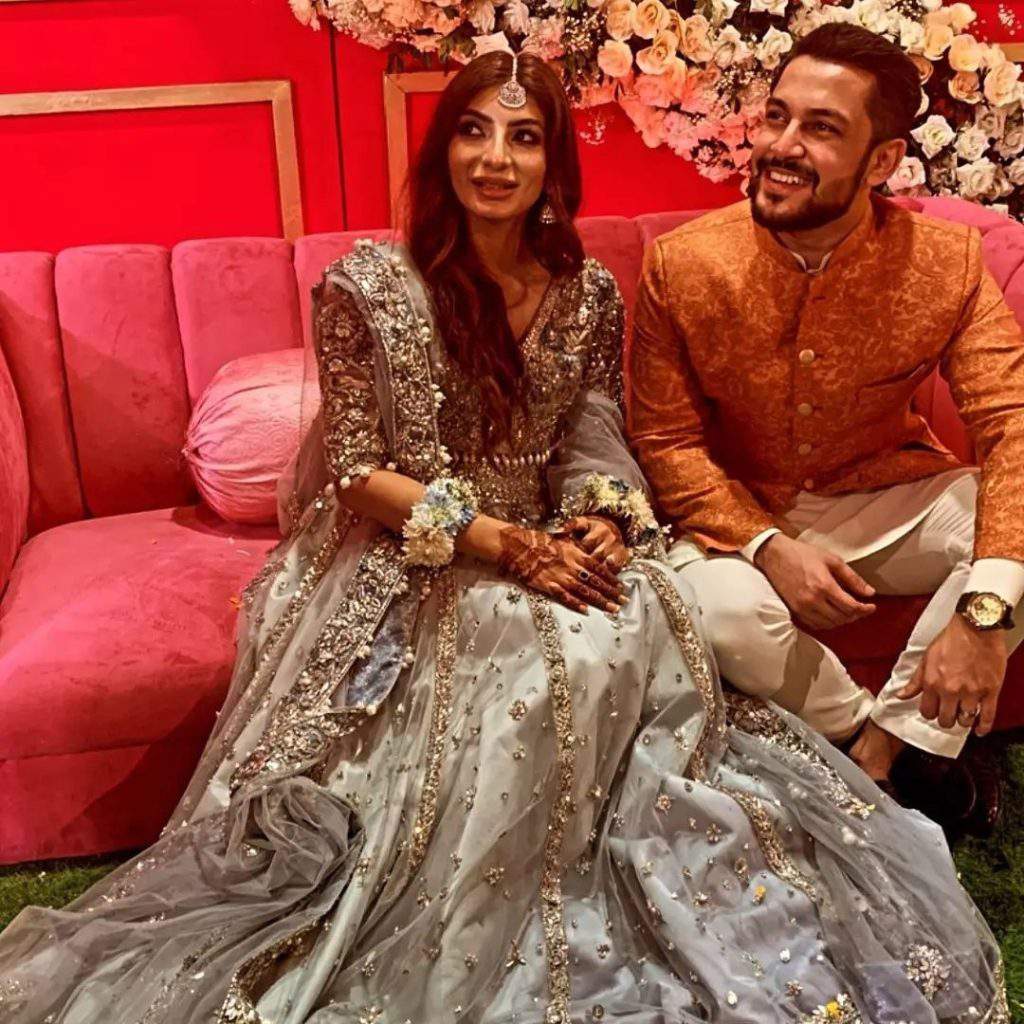 Mariam Ansari And Owais Khan Are Swaying Together At Their Qawwali Night, Wedding Festivities Has Finally Began