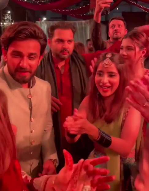 Saboor Aly, her fiance Ali Ansari flaunt dance moves at family wedding