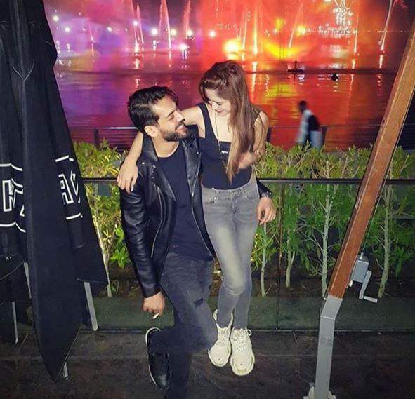 Aima Baig sizzles in her Latest Pictures