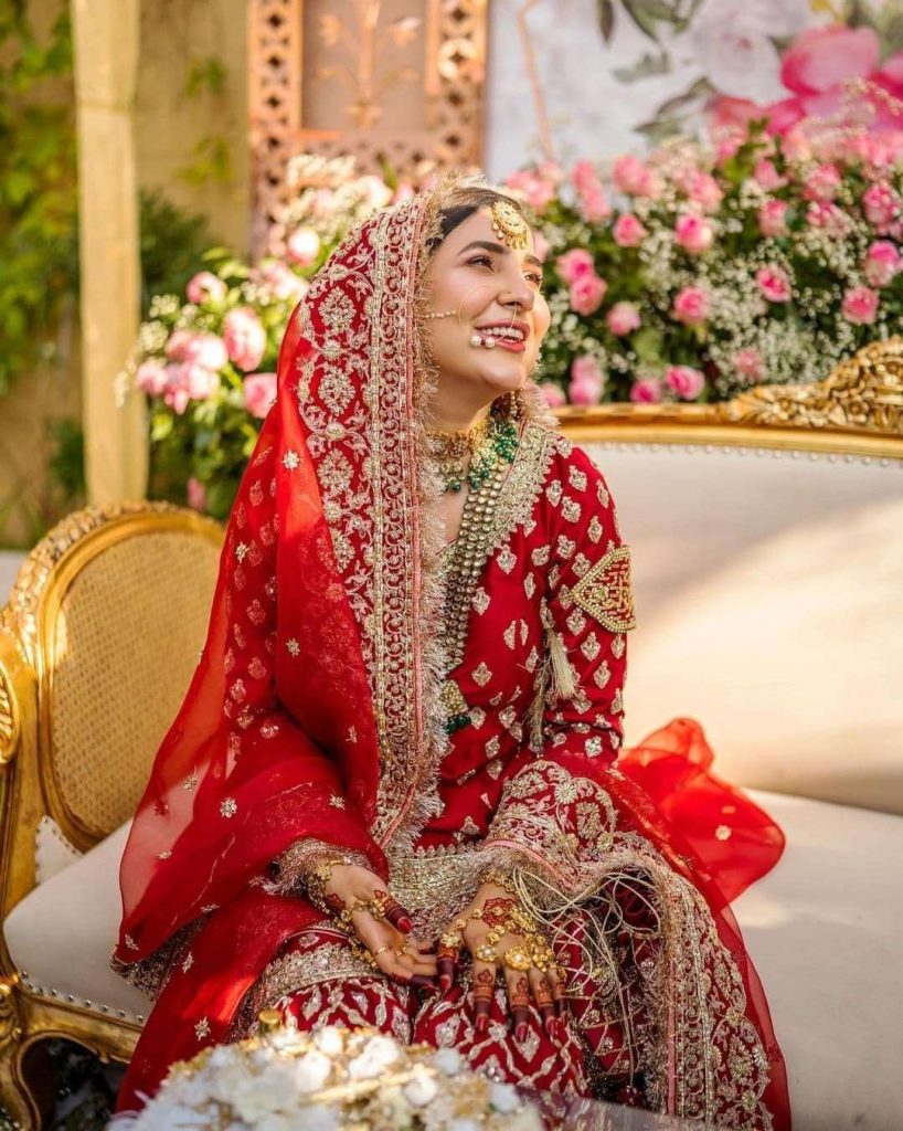 Areeba Habib really looked like Anushka Sharma at her wedding 