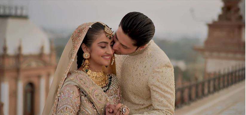 Hiba Bukhari looks like a 'Mano Billi' at her wedding