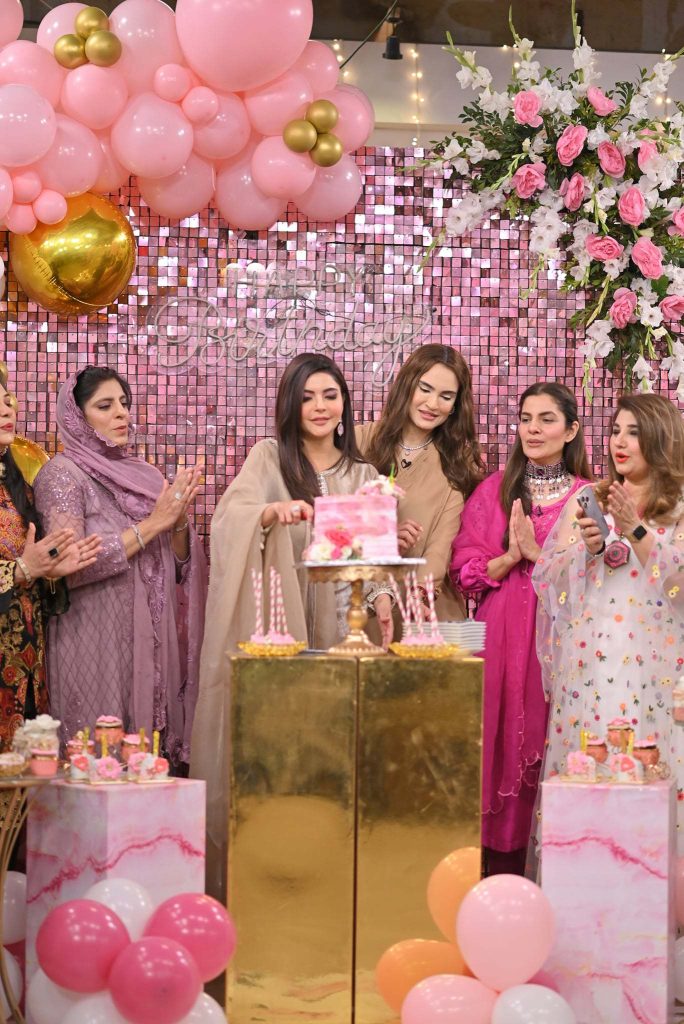 48th Birthday Special, Pictures From Nida Yasir’s Surprise Birthday Bash From Good Morning Pakistan