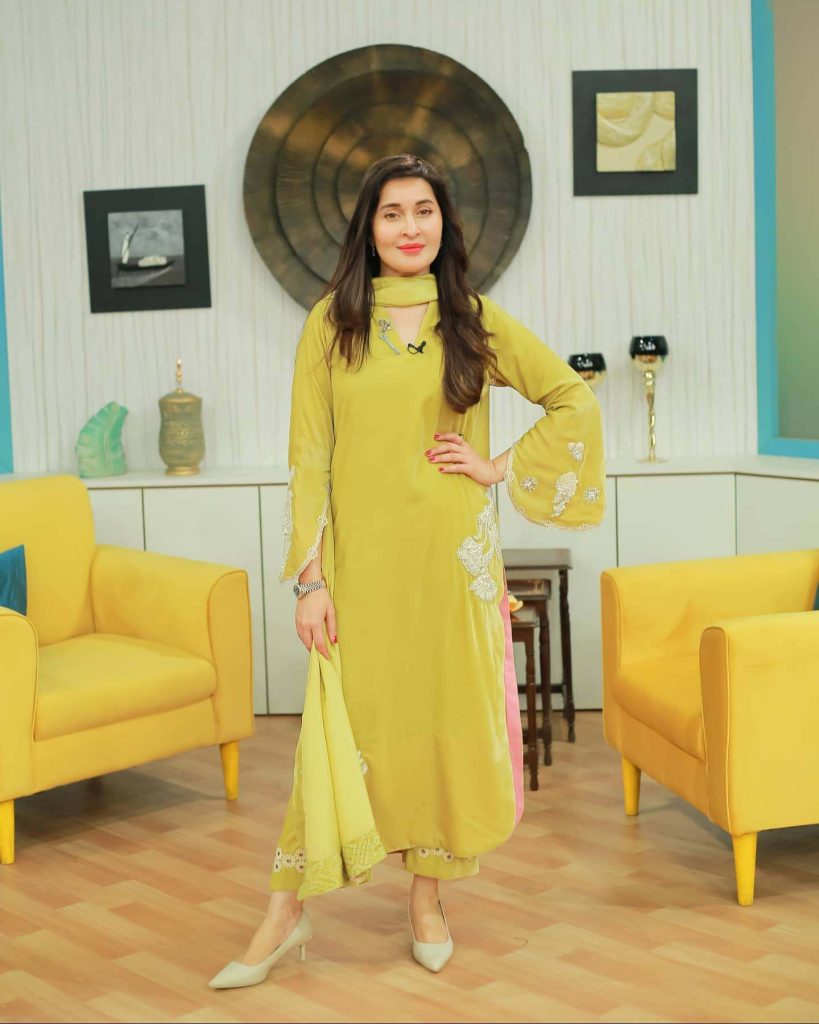 Netizens Are Obsessed With Shaista Lodhi’s New Snaps From Morning At Home