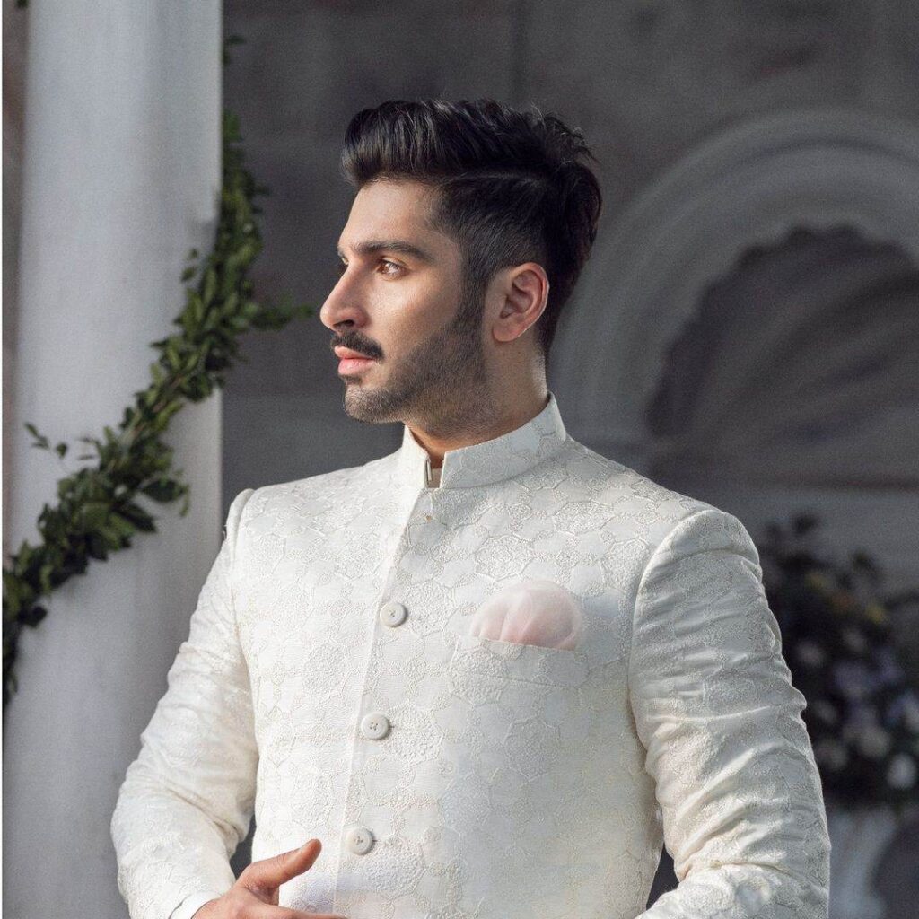 Aiman Khan And Muneeb Butt Are Exuding Perfect Couple Goals In Ravishing Dreamy Bridal Shoot