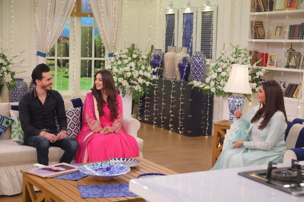 Aruba Mirza appears with her husband Harris Suleman in Good Morning Pakistan