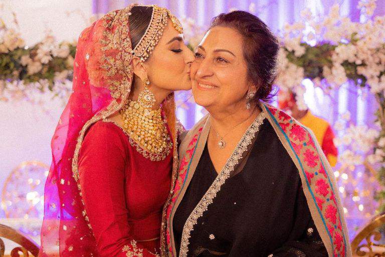 Hiba Bukhari gave some tips for living in a joint family after wedding