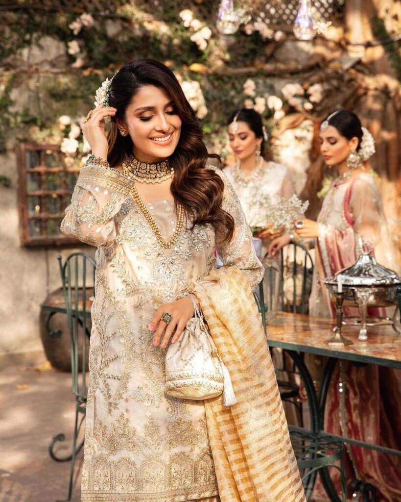 Ayeza Khan, Danish Taimoor’s as the muse of Eid collection launch of Maria.B