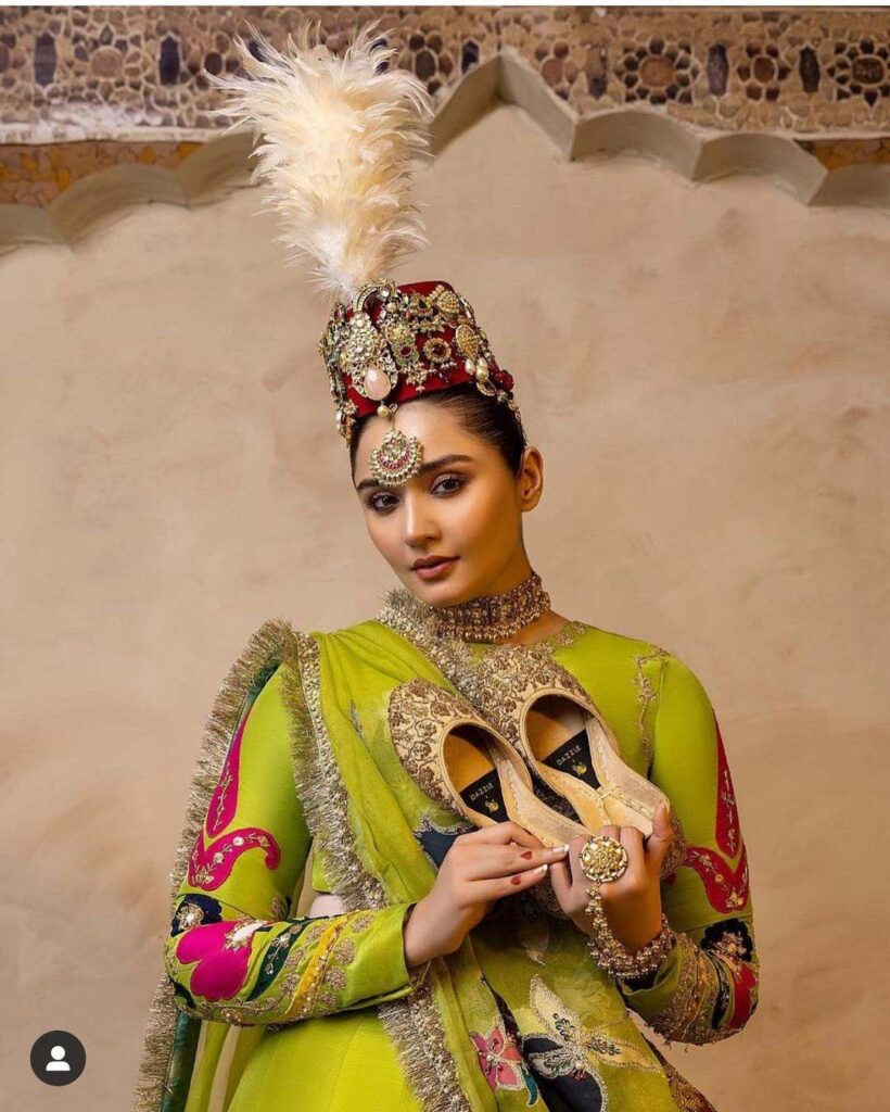Dur-e-Fishan Saleem all looking like a royal beauty in her latest shoot campaign