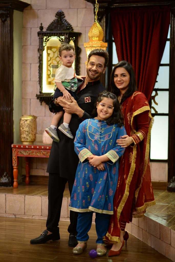Latest beautiful family pictures of Faysal Quraishi