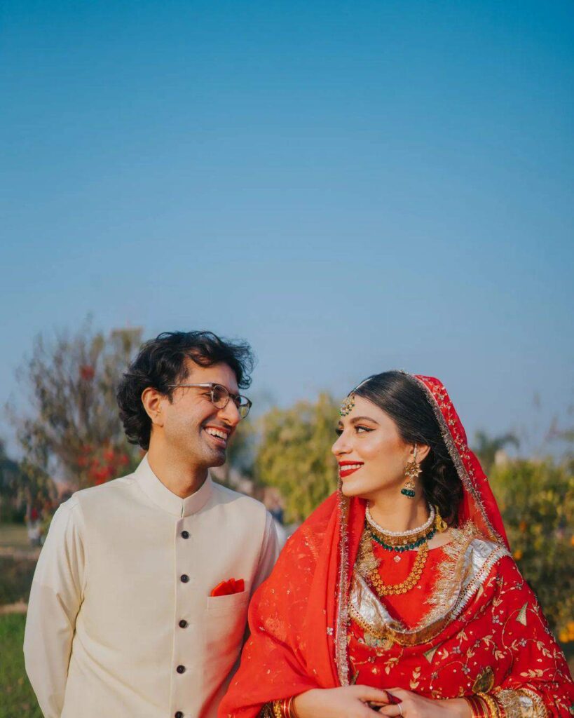 Singer Natasha Noorani shares the beautiful pictures from her wedding event