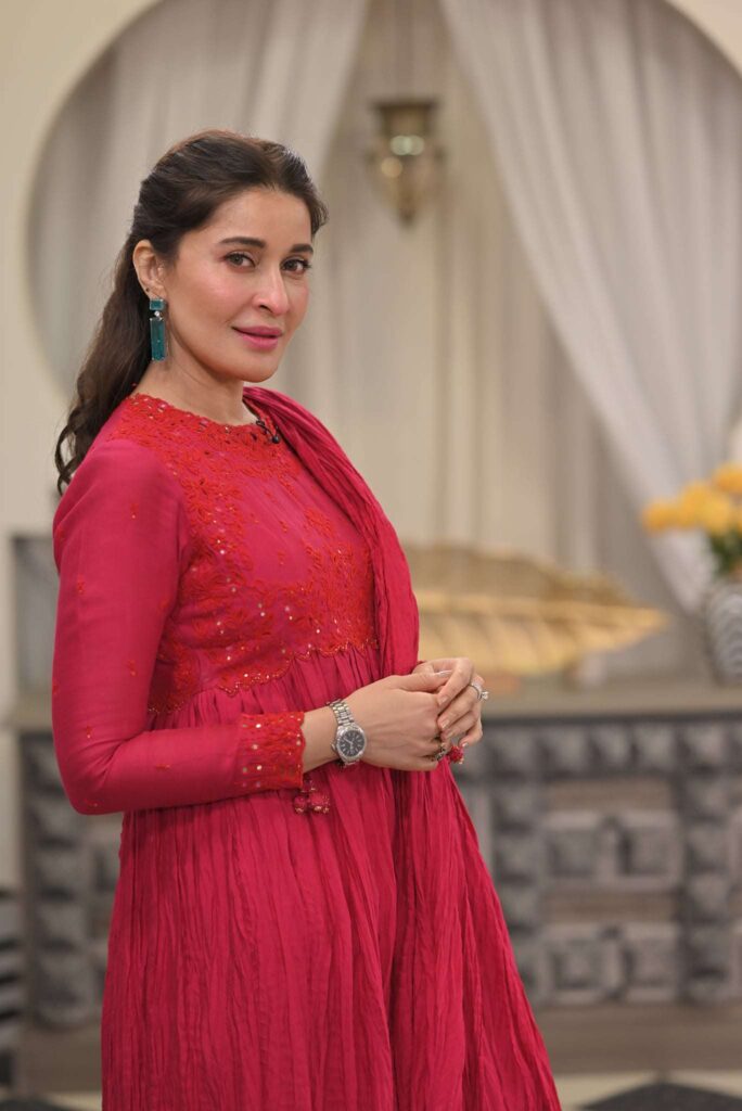 Shaista Lodhi and her expensive dress on Shan’e’suhoor become the talk of town
