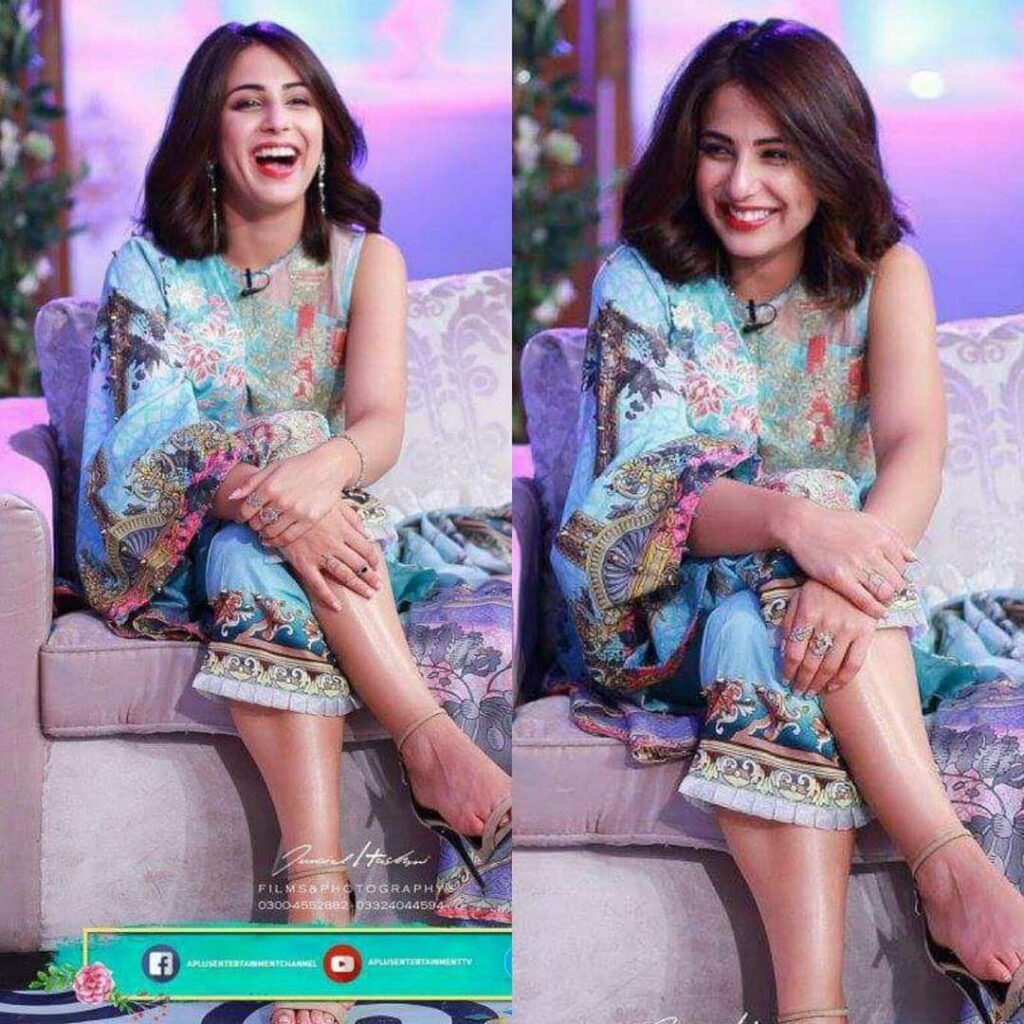 Ushna Shah’s Majestic Look At JPL In Dreamy Pink Array