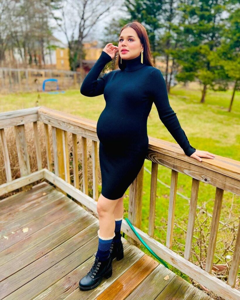 Gorgeous Zohreh Amir Flaunts Her Baby Bump In Beautiful Maternity Wears