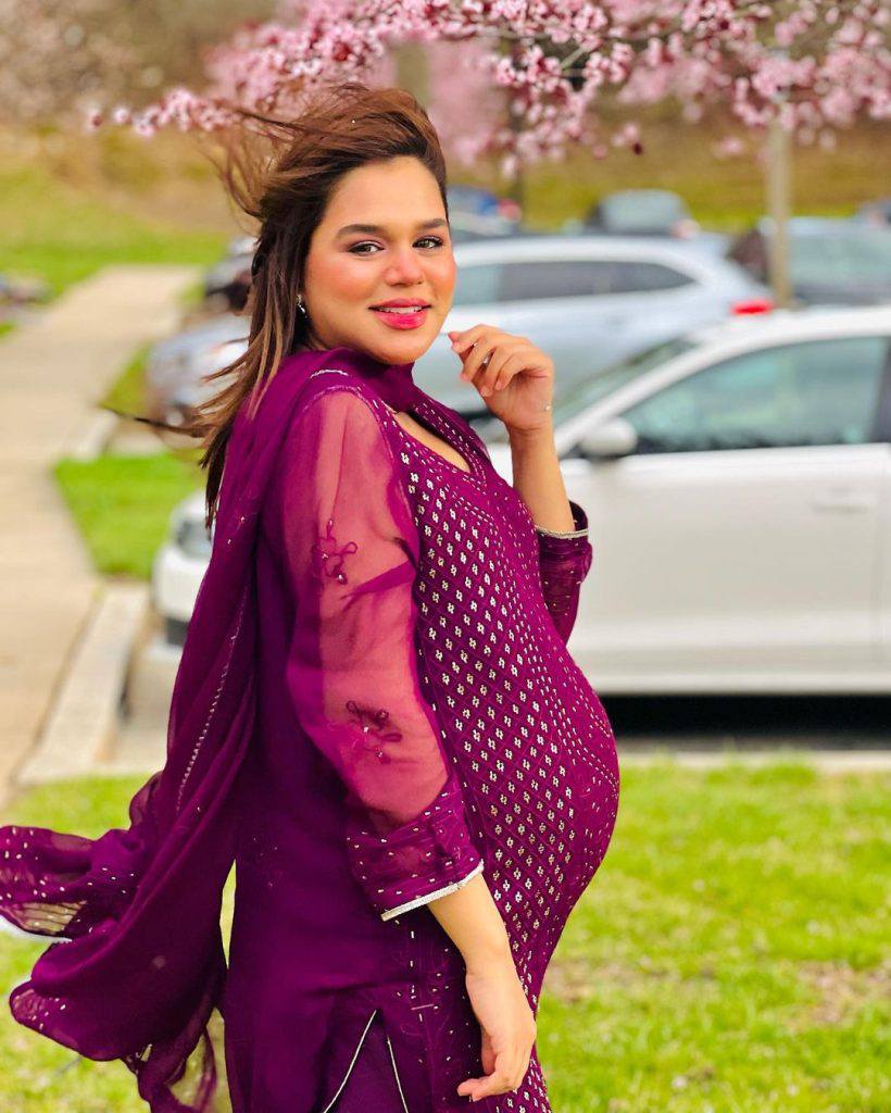 Gorgeous Zohreh Amir Flaunts Her Baby Bump In Beautiful Maternity Wears