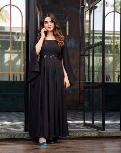 Aiman Khan And Minal Khan Are Embodying Immense Beauty And Elegance In Their Latest Shoot For Their Brand A&M