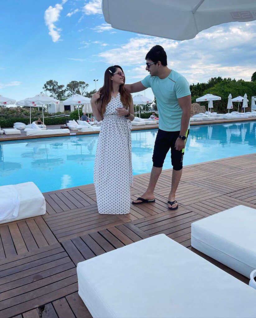 Fatima Effendi And Kanwar Arsalan Share Radiant Snaps From Their Trip To Turkey