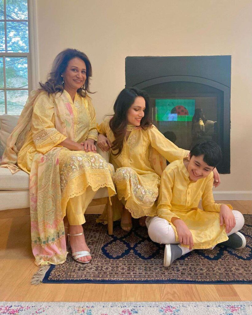 Meera Ansari Daughter Of Bushra Ansari Shares Bewitching Eid Family Pictures