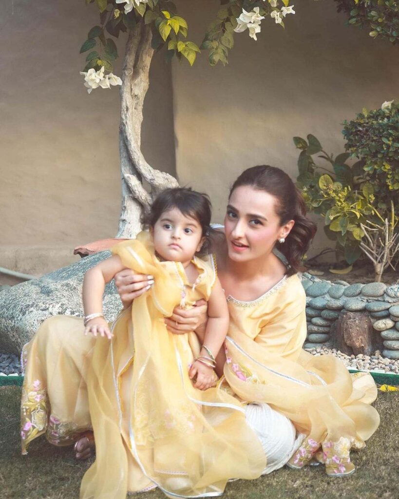 Momal Sheikh looking absolutely stunning on the first day of Eid