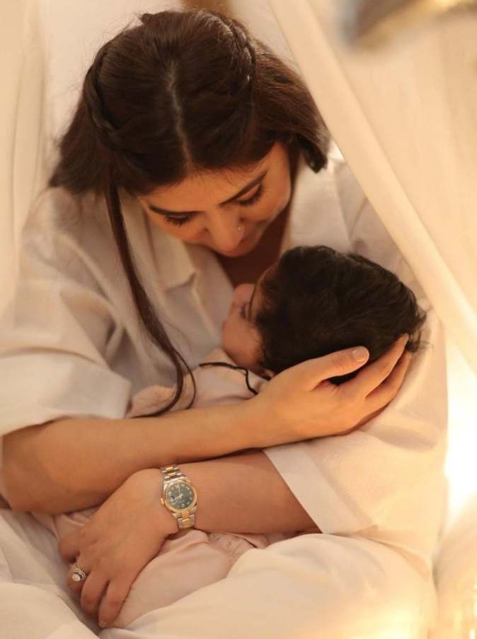 Sanam Baloch Spending Memorable Time With Daughter