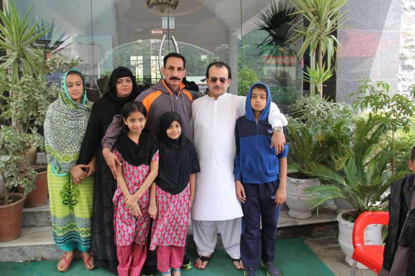 Iftikhar Thakur and his exquisite pictures with family
