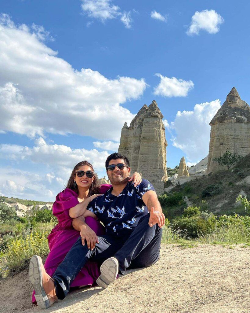 Sanam Jung's exquisite pictures with family from vacations in Turkey