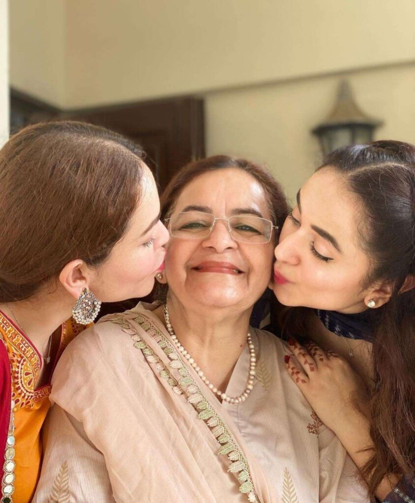 Yumna Zaidi most exquisite time with her mother