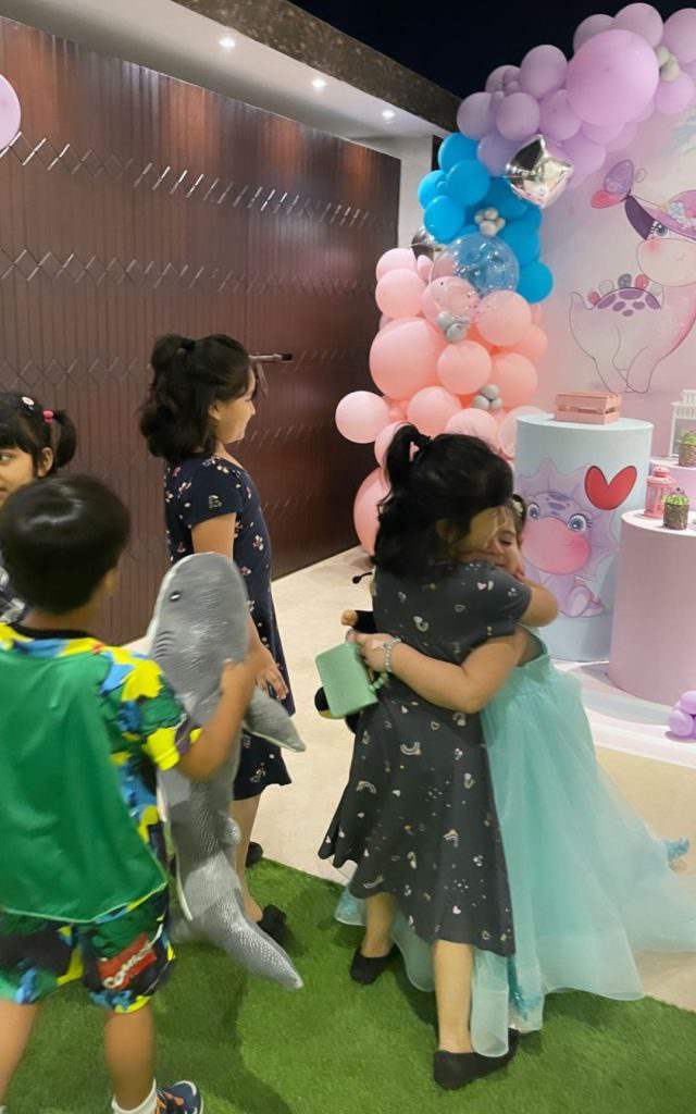 Aiman Khan, Muneeb Butt celebrate daughter's birthday