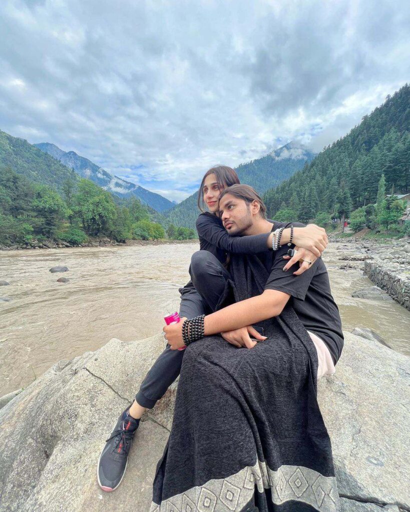Pics: Mashal Khan with her makeup artist spotted in Northern Areas of Pakistan