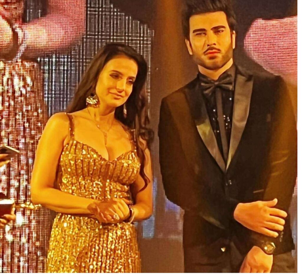 Is it only friendship between Imran Abbas and Ameesha Patel? Fans are curious!
