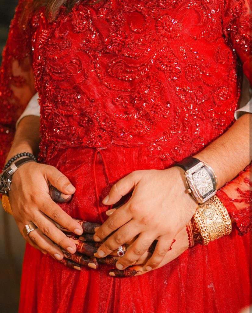 Kanwal Aftab drops first-ever pictures from her ‘Godh Bharai’, flaunts her baby bump in a red dress